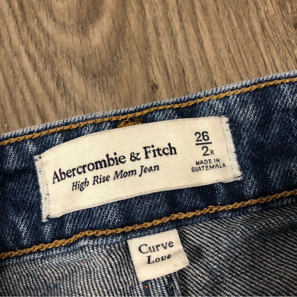 Abercrombie & Fitch Jeans Womens Blue Size 2R | 26 The Mom High Rise Distressed - Picture 3 of 9
